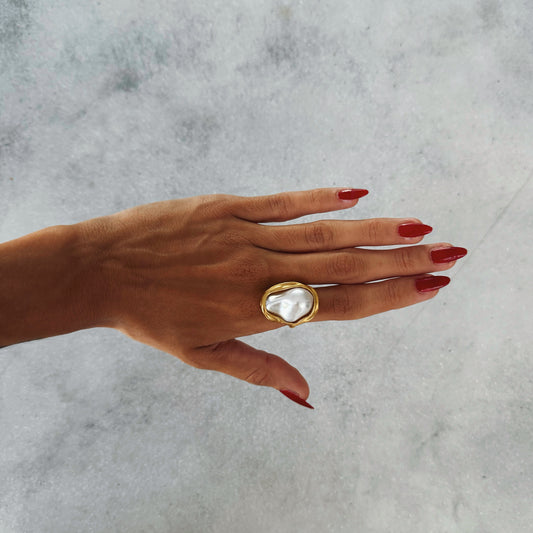 AURA PEARL RING GOLD