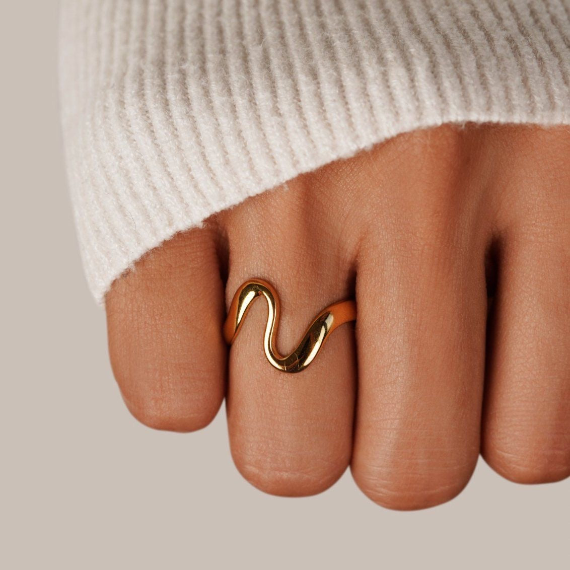 WAVE RING GOLD