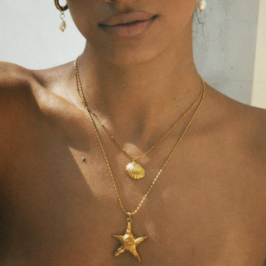 AURA STAR NECKLACE GOLD