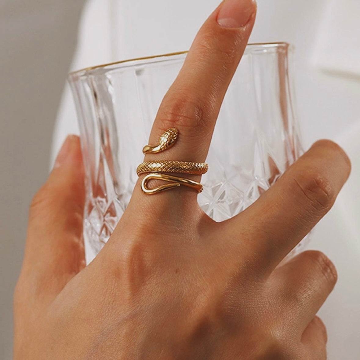 SNAKE RING GOLD