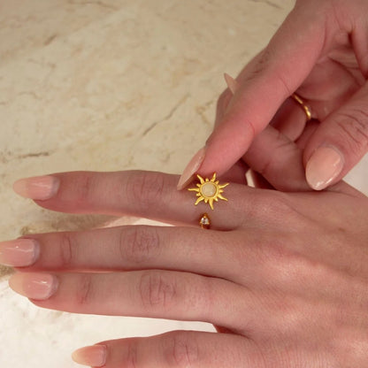 SUNNY SPINNER WELLNESS RING GOLD