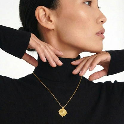 AURA SOLAR NECKLACE GOLD